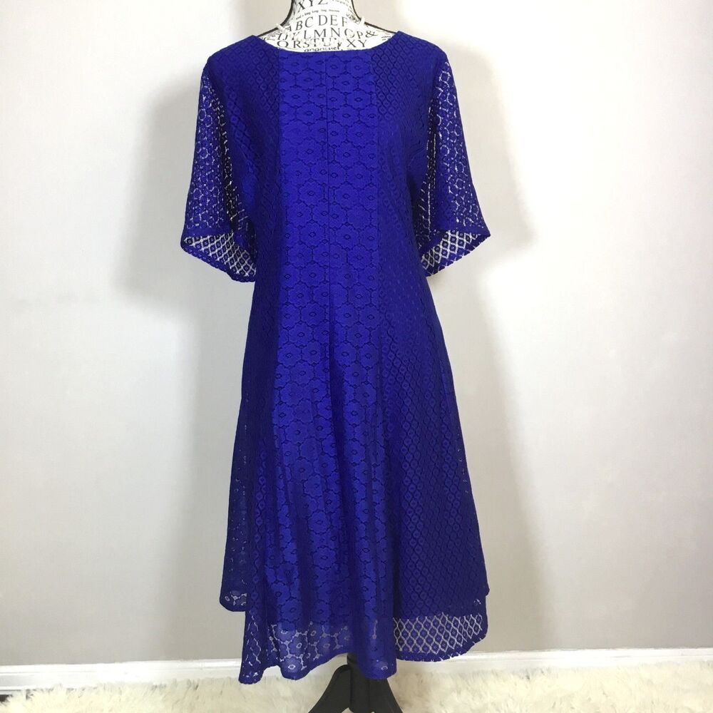 Royal blue knee length short sleeve dress lace outer lining gold tone zipper 22W
